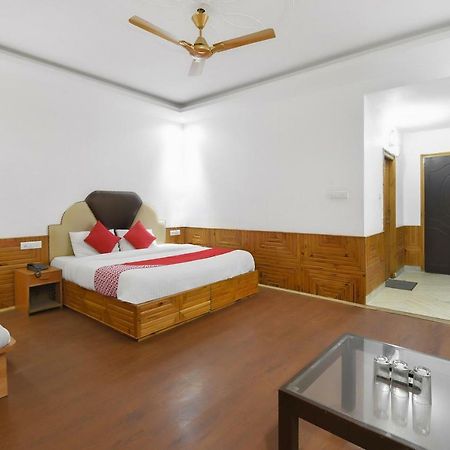 Oyo 23533 Mount View Hotell Kulu Exteriör bild
