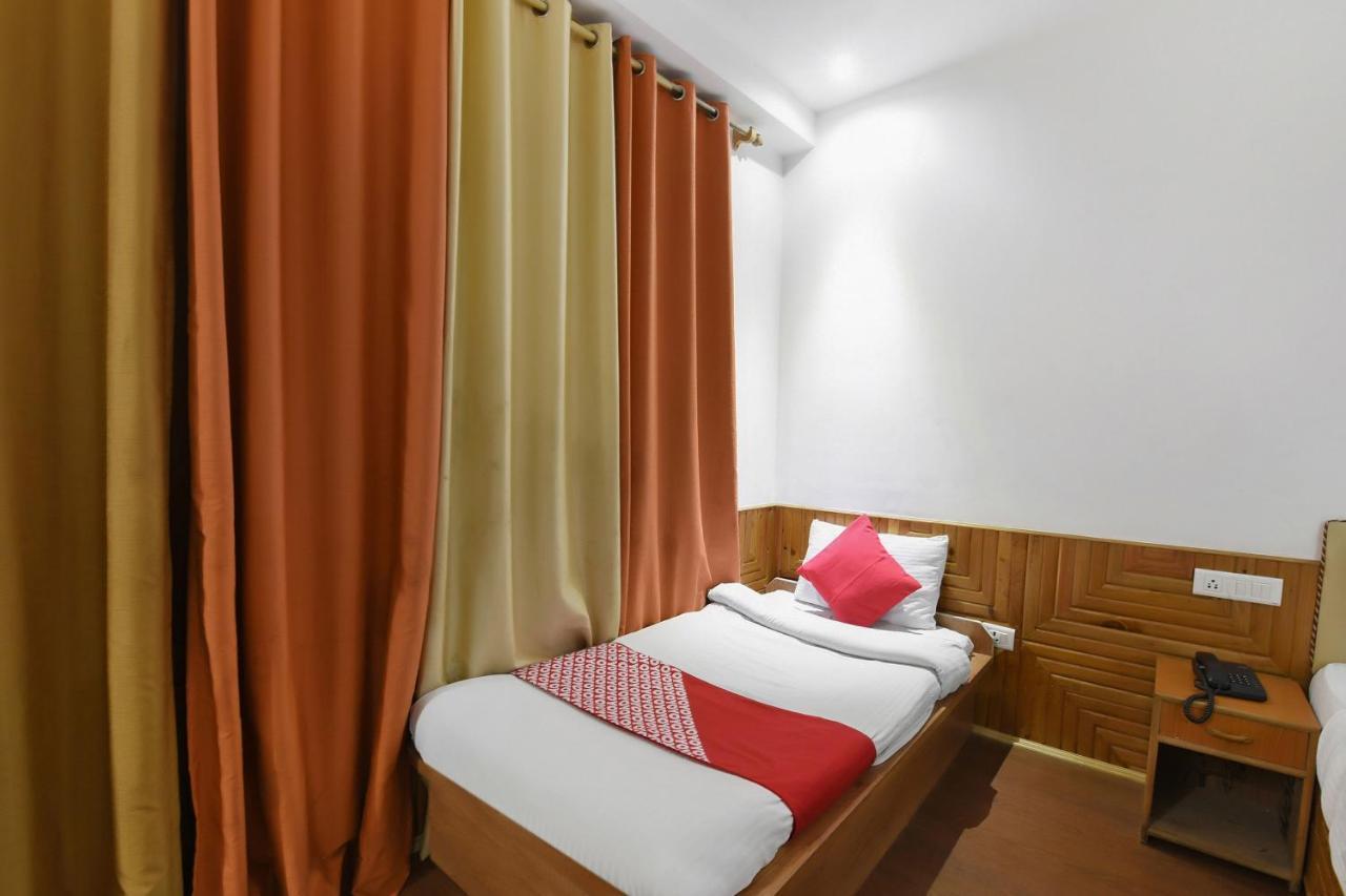 Oyo 23533 Mount View Hotell Kulu Exteriör bild