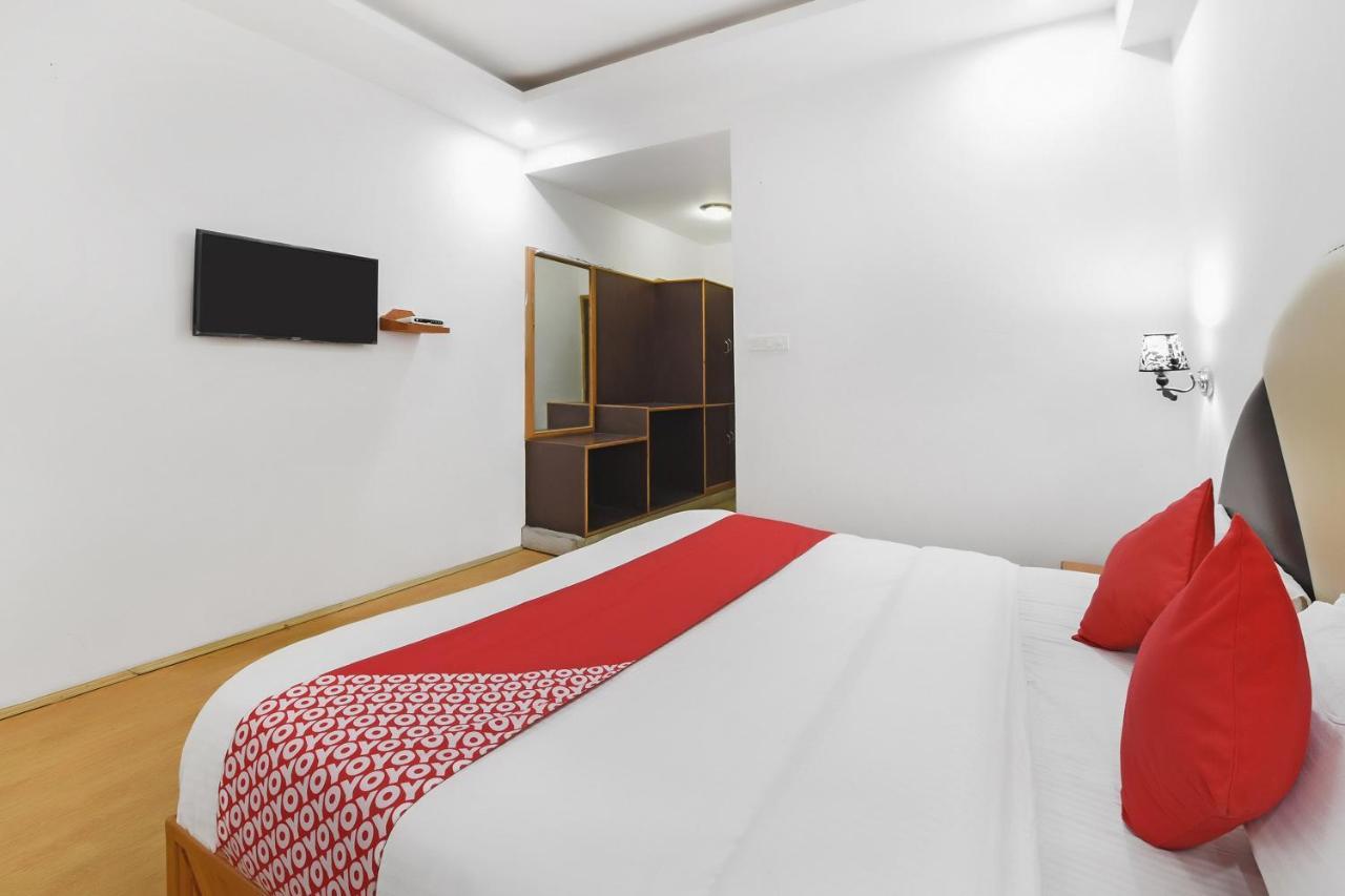 Oyo 23533 Mount View Hotell Kulu Exteriör bild