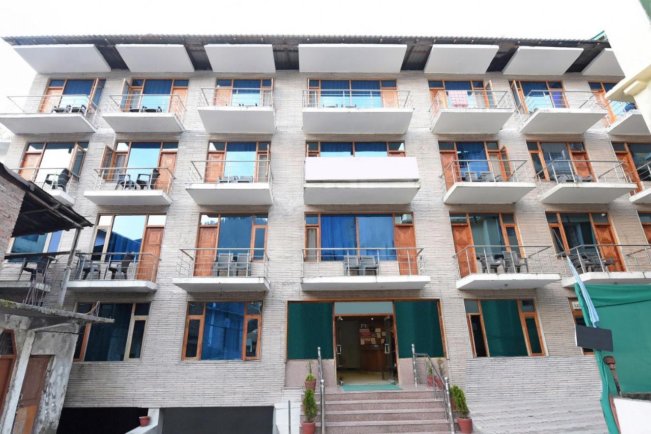 Oyo 23533 Mount View Hotell Kulu Exteriör bild