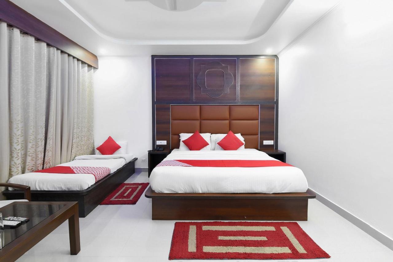 Oyo 23533 Mount View Hotell Kulu Exteriör bild