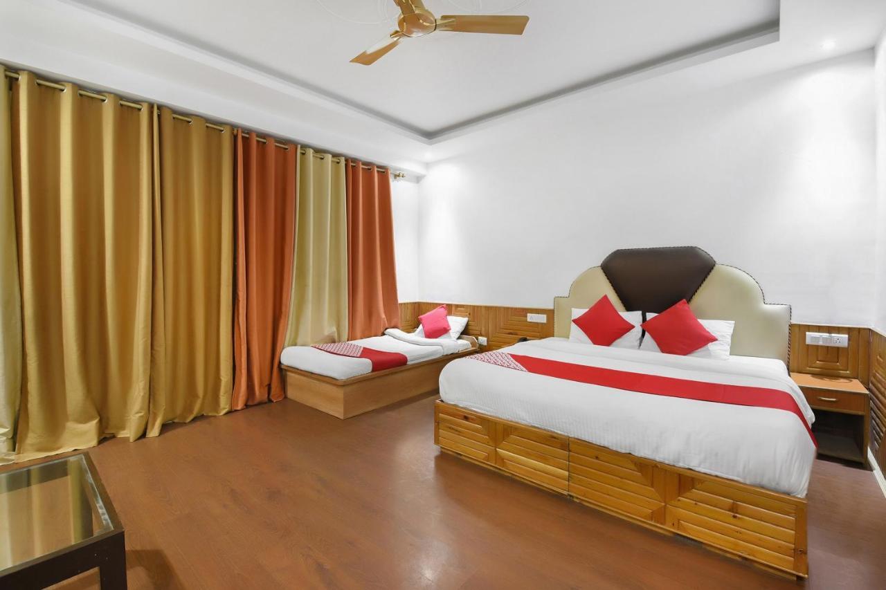 Oyo 23533 Mount View Hotell Kulu Exteriör bild